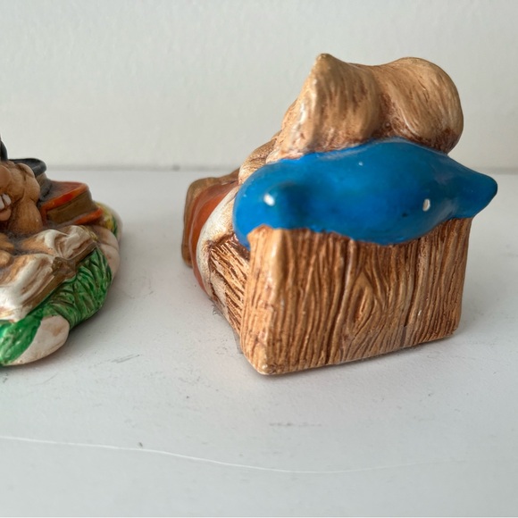 Pair of Vintage Pendelfin Bunny Stonewear Figurines - Picture 6 of 6